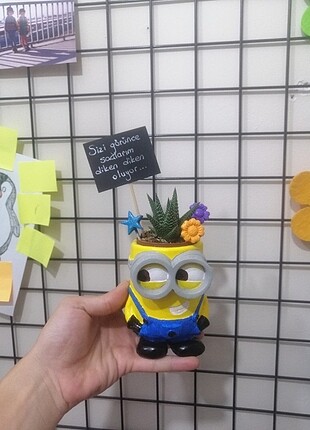 Minion saksı 