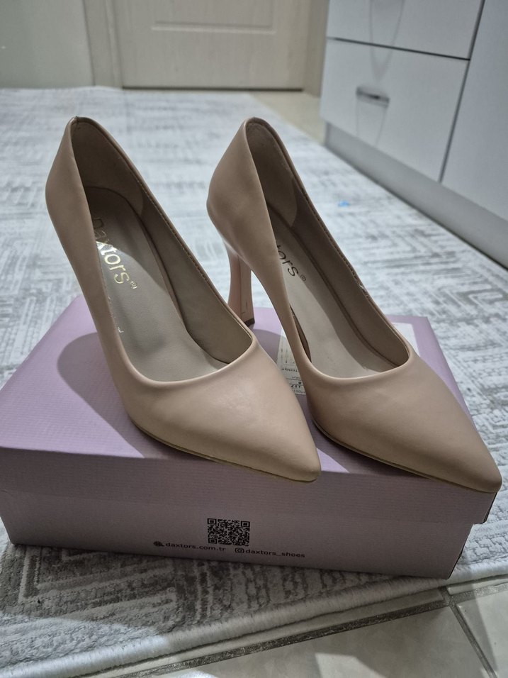 Bej Stiletto Topuklu Kadın Ayakkabı - Görsel 2