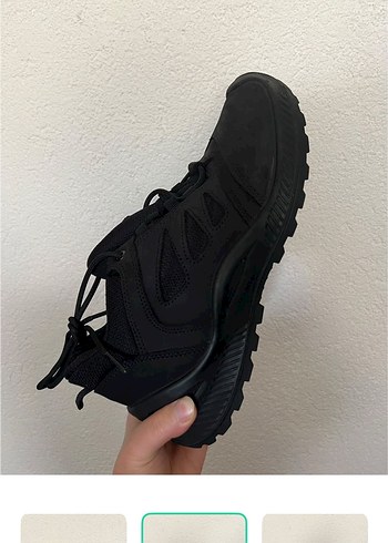 Diğer Sehir Ve Doga İcin Siyah Bagcikli Sneaker