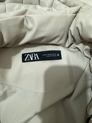 xs Beden Zara mont