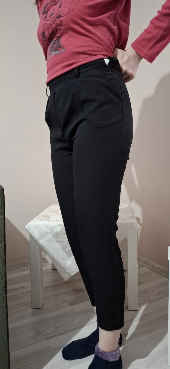 Kadın Siyah Pilili Kumaş Pantolon - Görsel 3