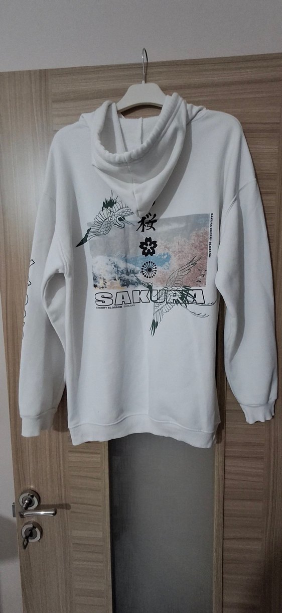 Beyaz Kapüşonlu Kadın Sweatshirt - Görsel 2