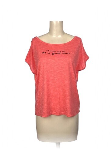 LC Waikiki T-shirt %70 İndirimli.