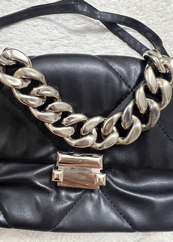 Zincir Detaylı Siyah DeriÇanta - Görsel 5