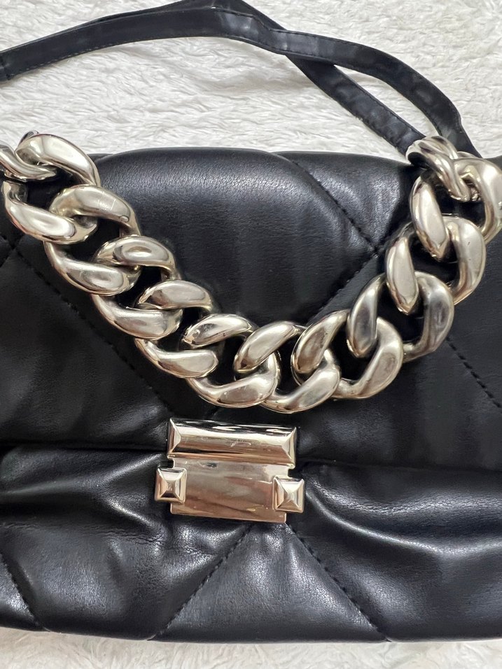 Zincir Detaylı Siyah DeriÇanta - Görsel 5
