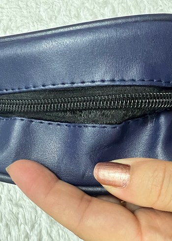 Lacivert Fermuarlı Kol Çantası - Görsel 7