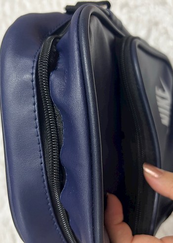 Lacivert Fermuarlı Kol Çantası - Görsel 6