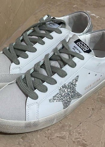 Golden Goose Sneakers