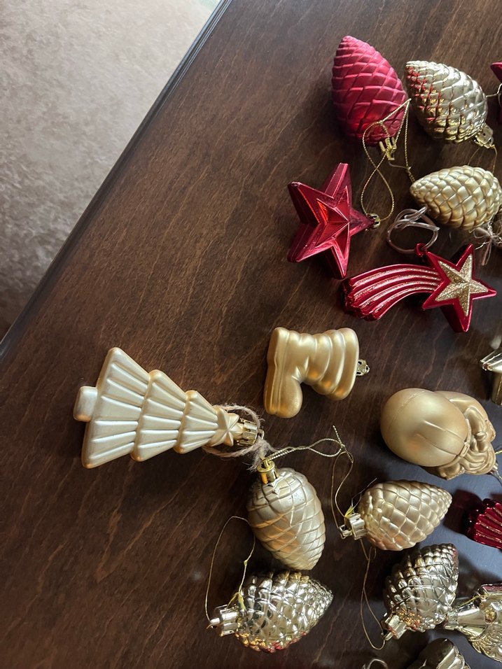 Kırmızı ve Altın Yılbaşı Süsleri Seti - Görsel 5