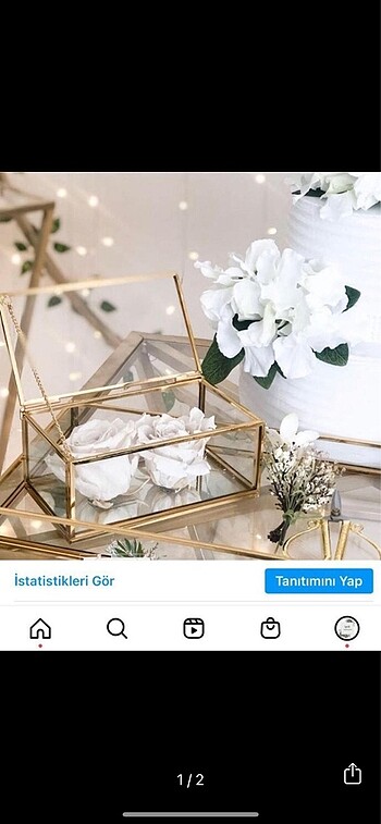 Solmayan güllü yüzük kutusu