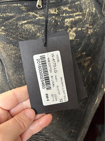 32 Beden siyah Renk Balmain 32 kot bedeni siyah dore