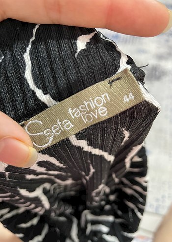 Diğer Zebra Desenli diz altı etek