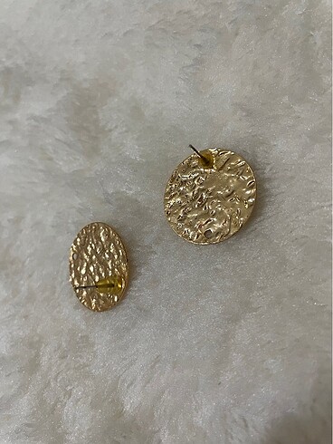  Beden Gold küpe