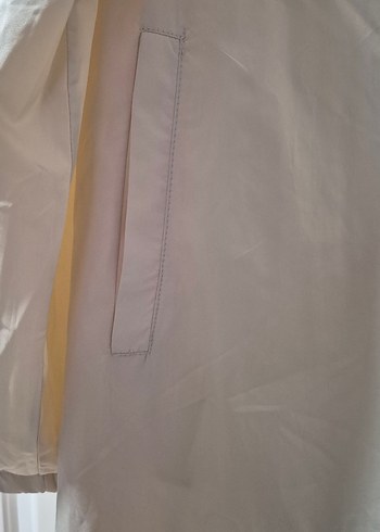 Uzun Beyaz Kadın Yağmurluk Yüksek Yaka - Görsel 2