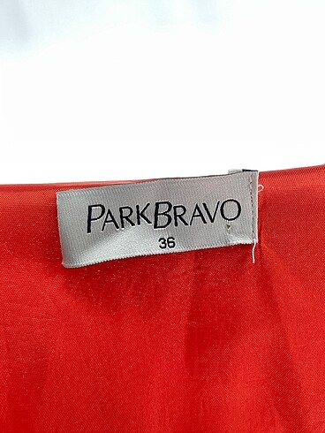 36 Beden çeşitli Renk Park Bravo Kısa Elbise %70 İndirimli.