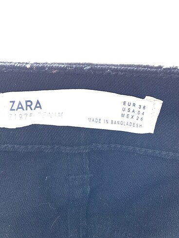 36 Beden siyah Renk Zara Skinny %70 İndirimli.