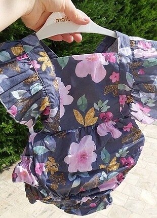 1 Yaş Beden lacivert Renk Çiçekli tulum ramper