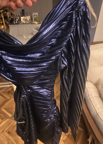 Abıye  vücudu  sarıyor  en 47 boy 60 marka kategori yok temsıli - Görsel 9