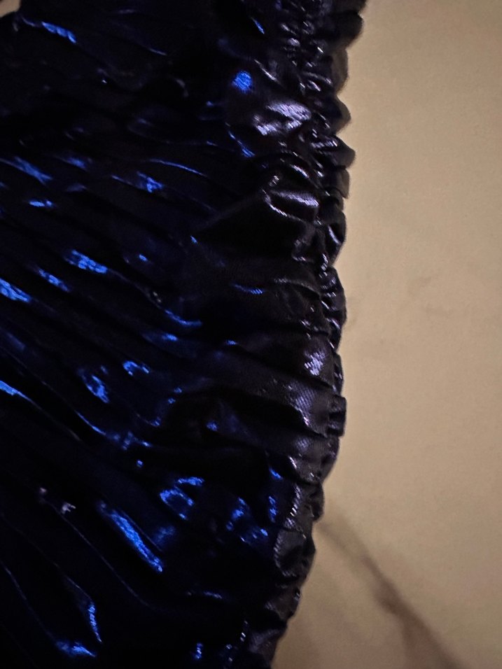 Abıye  vücudu  sarıyor  en 47 boy 60 marka kategori yok temsıli - Görsel 4