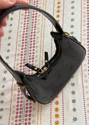 Beden siyah Renk Tokalı Siyah Deri Parisli Kadın Çanta