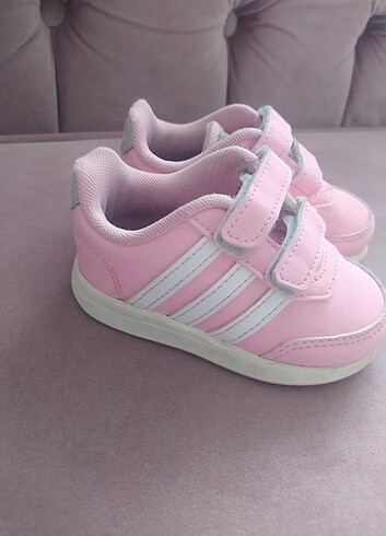 Adidas spor ayakkabı 