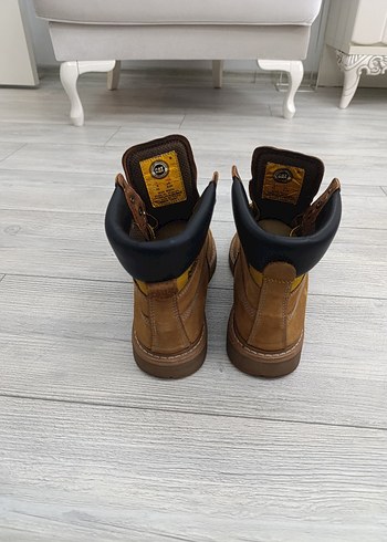 CAT Erkek Bot - Görsel 4