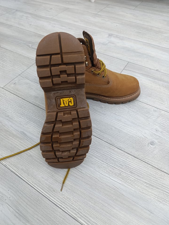 CAT Erkek Bot - Görsel 5