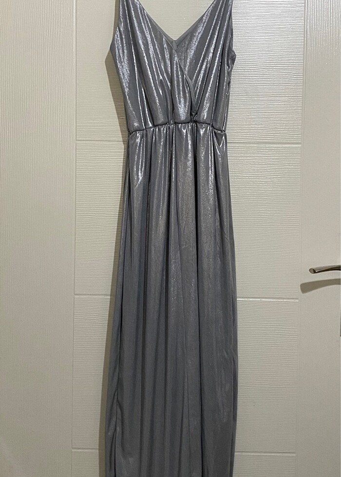 İnce Askılı Elbise - Görsel 2