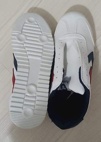 Beyaz Renkli Kadın Spor Ayakkabı - Görsel 4