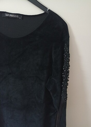 Kol detaylı kadife bluz - Görsel 5