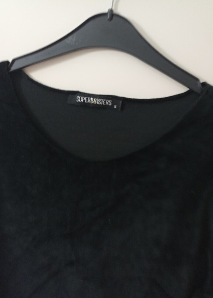 Kol detaylı kadife bluz - Görsel 2