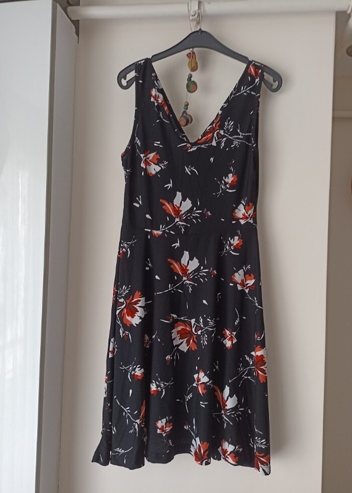 Desenli elbise - Görsel 2