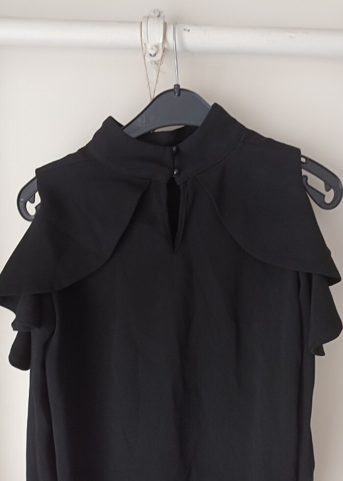 Omuzu açık bluz - Görsel 4