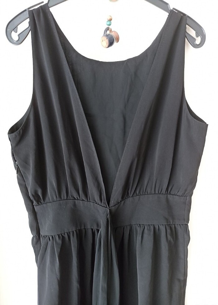 Sırt dekolteli tulum - Görsel 4