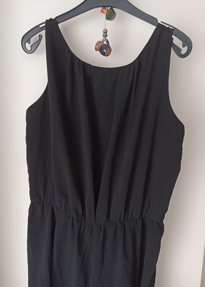 Sırt dekolteli tulum - Görsel 2