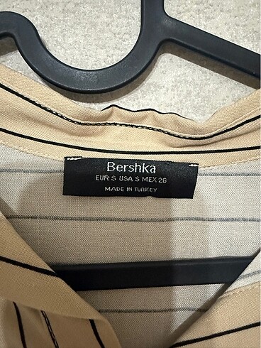 s Beden Bershka çizgili gömlek