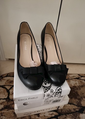 39 Beden Yılan Desenli Siyah Dolgu Topuklu Stiletto