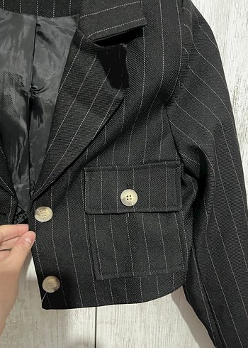 Düğmeli Siyah Kadın Mini Blazer - Görsel 4