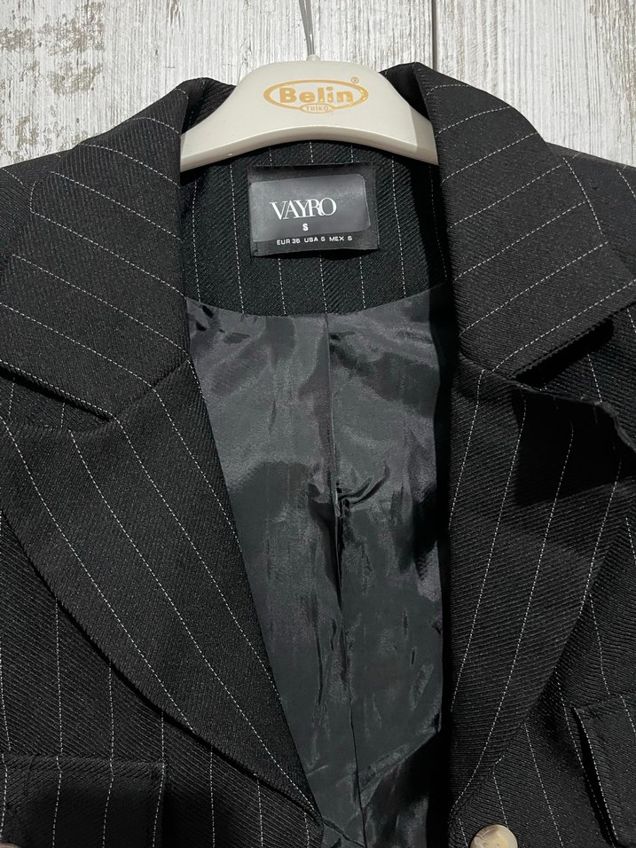 Düğmeli Siyah Kadın Mini Blazer - Görsel 3