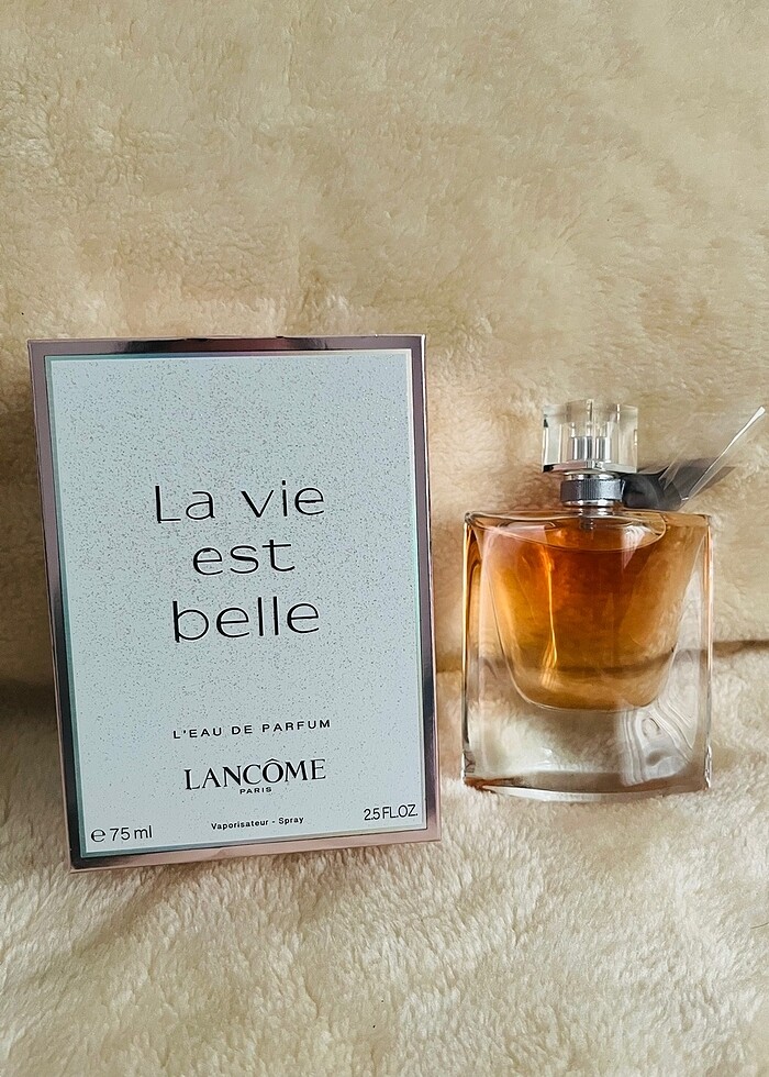 La vie est belle - Görsel 2