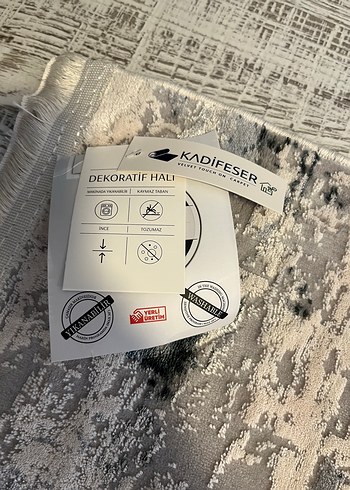 Gri Baskılı Çağdaş Halı - Görsel 5