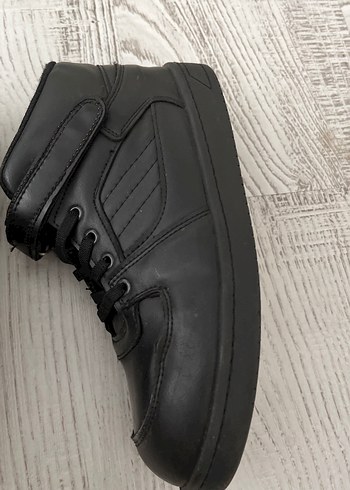 Erkek Çocuk Siyah Kemerli Kauçuk Bot - Görsel 8