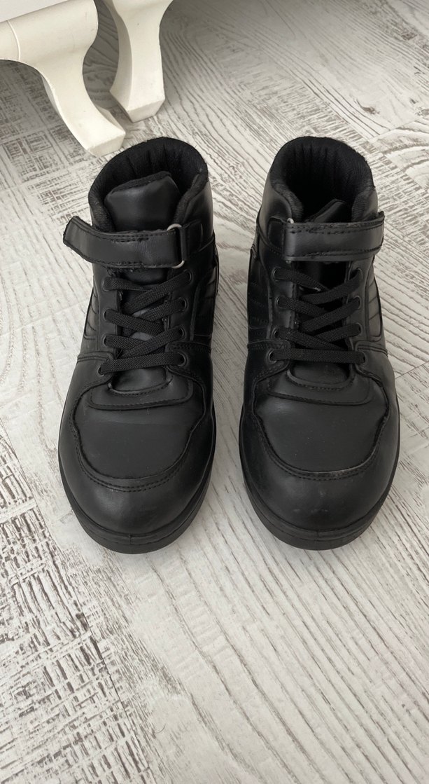 Erkek Çocuk Siyah Kemerli Kauçuk Bot - Görsel 2