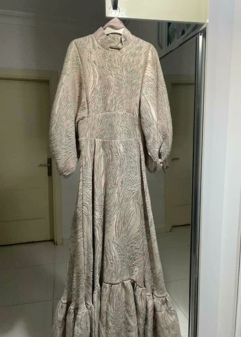 Beyaz Parlak Uzun Kollu Kadın Elbise - Görsel 2