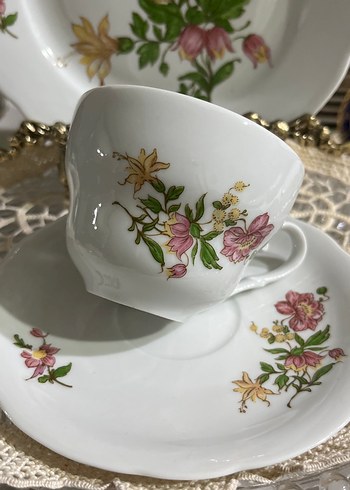 Kahla,Beyaz Çiçek Desenli Porselen Çay Seti - Görsel 2