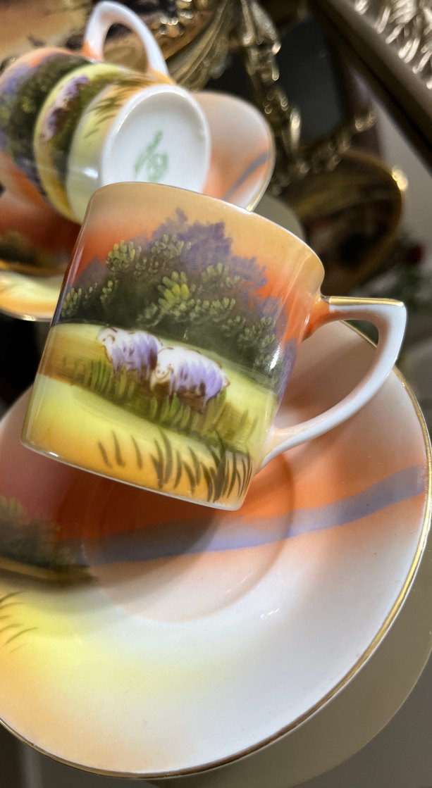 1 adet,Noritake ,Pastel Renkli Desenli Fincan Takımı, - Görsel 2