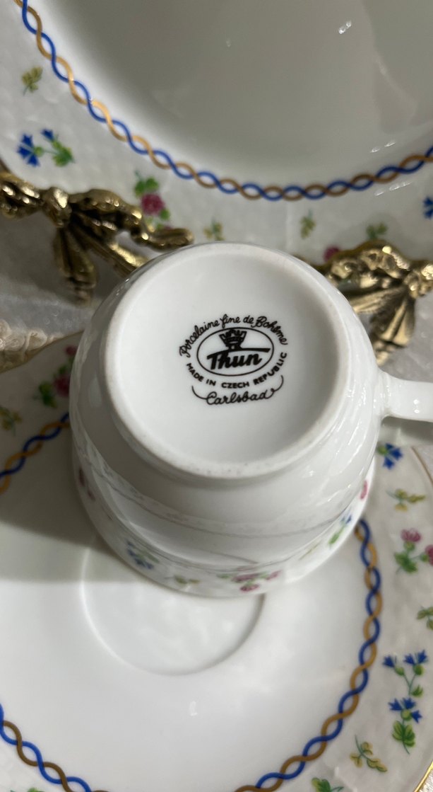 Çekoslovak,Thun,Çiçek Desenli Beyaz Porselen Fincan Takımı - Görsel 5