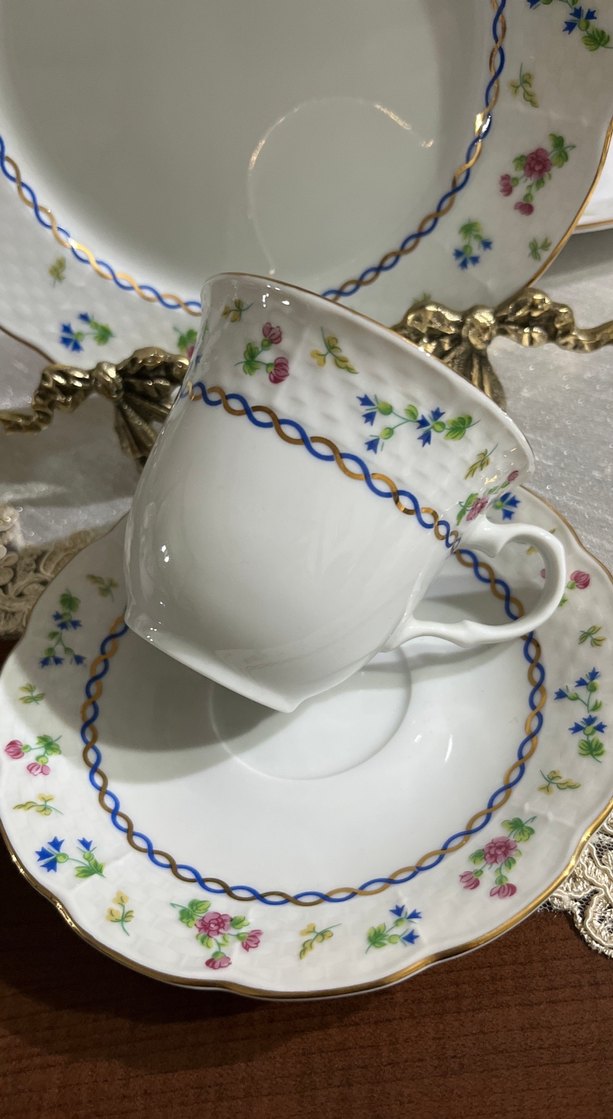 Çekoslovak,Thun,Çiçek Desenli Beyaz Porselen Fincan Takımı - Görsel 2