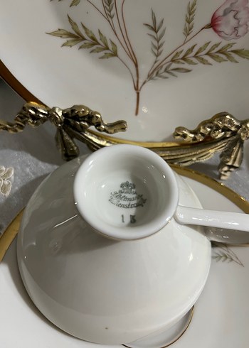 Bavaria,Altın Kenarlı Çiçek Desenli Beyaz Porselen Fincan Takımı - Görsel 6