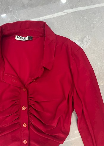 Kırmızı Düğmeli V Yaka Uzun Kollu Kadın Bluz - Görsel 5